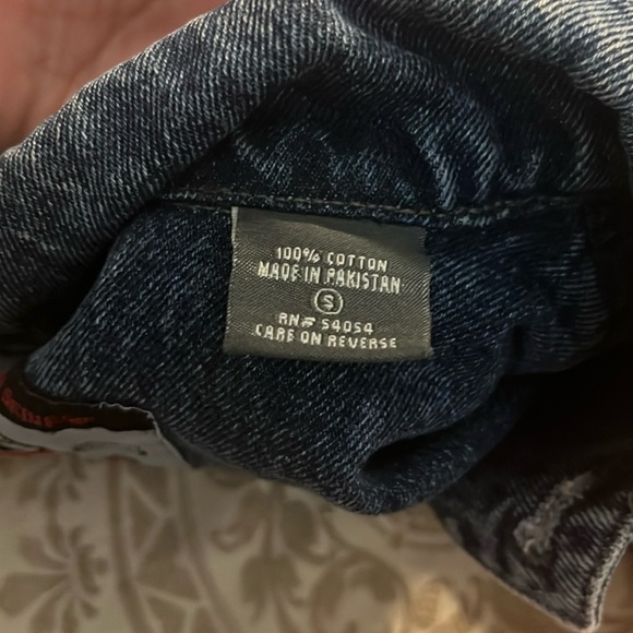 Bugle Boy jean jacket, men’s size small, classic denim color - Picture 7 of 10